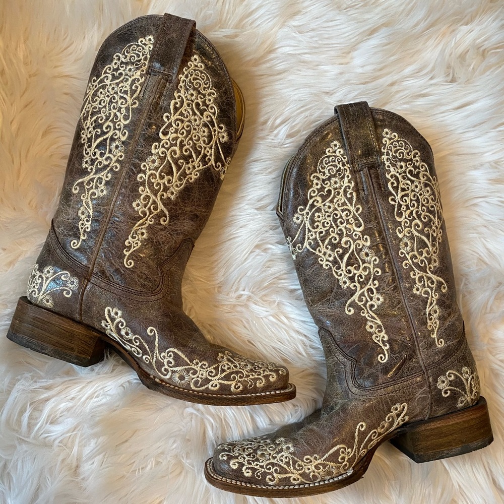 Corral Vintage women’s cowboy boots